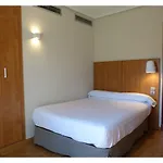 阿维尼达酒店 萨拉戈萨